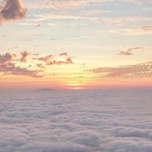 公交车一边做爰一边吃奶
